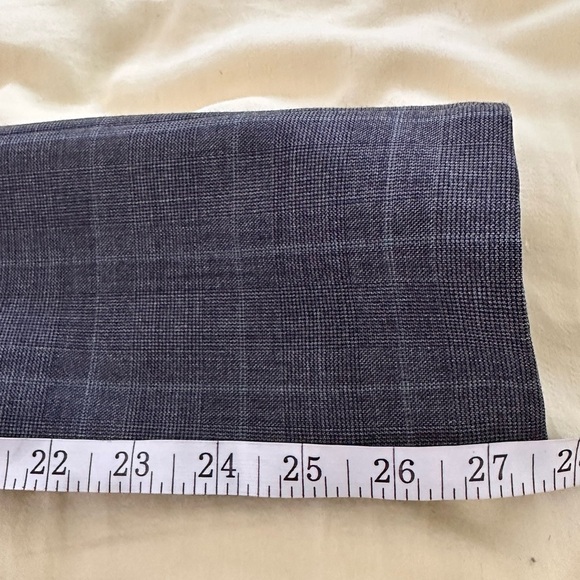 Hobbs Gray Checkered  Women Pants Suit - Picture 6 of 13